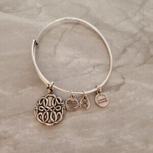 💖 Alex and Ani Silver Path of Life Expandable Charm Bracelet 💖